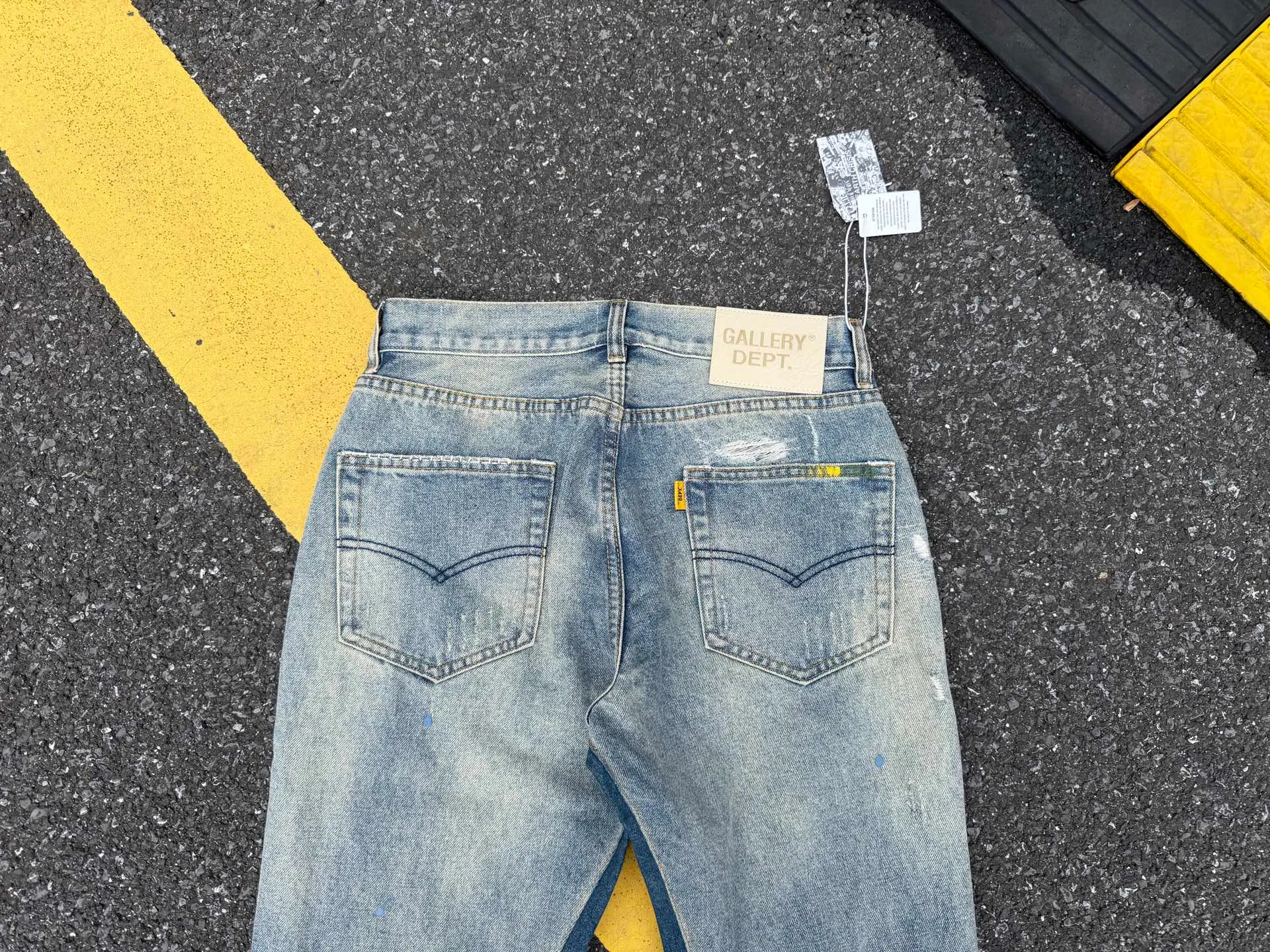 P300💰GA02 Top heavy industry GALLERY DEPT. Spliced ​​ink splash paint hand-stitched holes washed retro jeans men and women high street splash ink pants micro-flared casual trousers trendy couple same style Size: 28 30 32 34 36 (corresponds to S M L XL XXL)